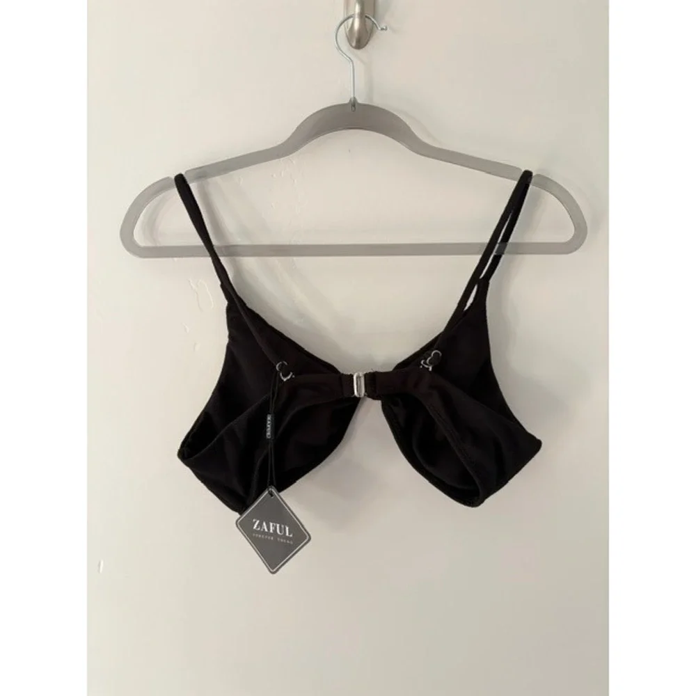 Zaful Black Ribbed Front Knot Bikini Top Size 6 US Adjustable Straps NWT